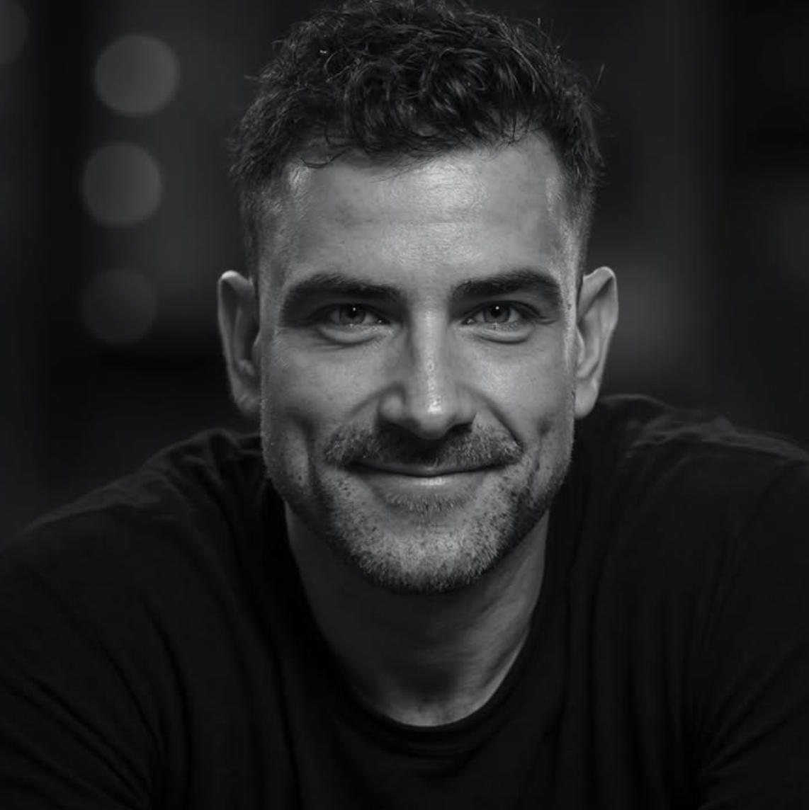Portrait of Rubin Singer in a black shirt.